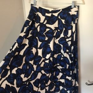 Banana Republic Blue & White Floral Skirt
